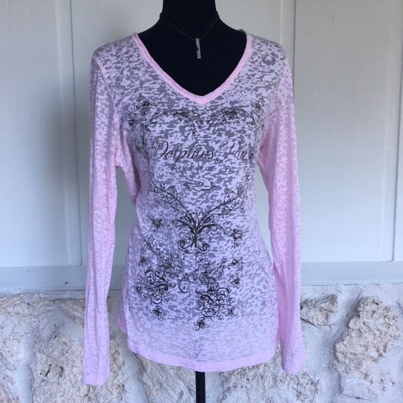 Tops - Light pink burn out long sleeve vneck tee w/logo